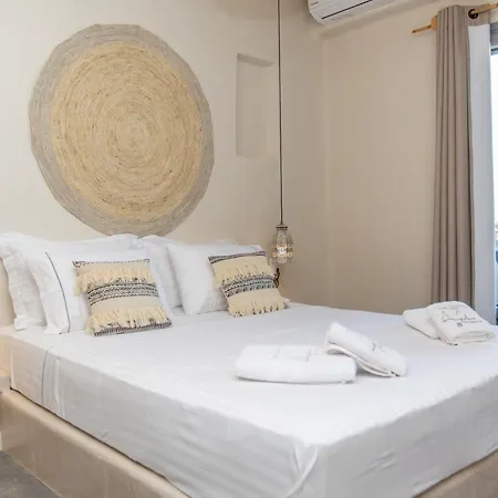 Ampelos * Naxos City